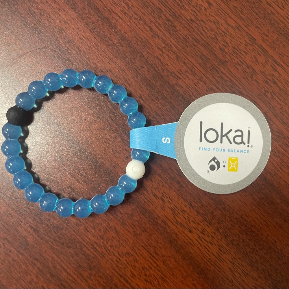 Live Lokai Water Bracelet Find Your Balance. Size Small. Wrist Circumference 6”